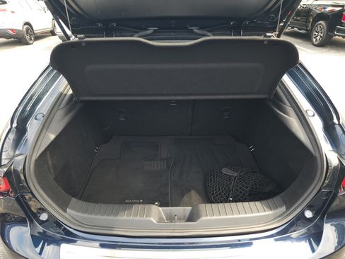 Used 2023 MAZDA MAZDA3 s FWD image 6