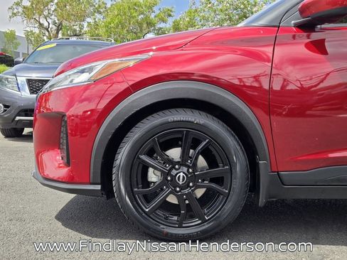 Used 2022 Nissan Kicks SV FWD image 9