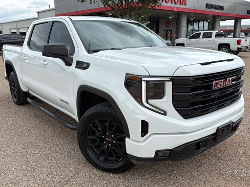 Used 2025 GMC Sierra 1500 Elevation w/ Preferred Package AWD/4WD image 1