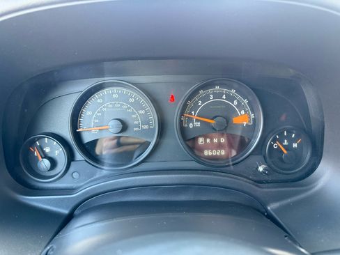 Used 2017 Jeep Patriot High Altitude image 16