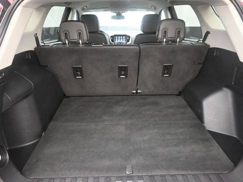 Used 2018 GMC Terrain Denali w/ Advanced Safety Package AWD/4WD image 32