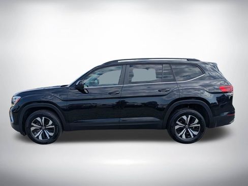 Used 2025 Volkswagen Atlas SE FWD image 6