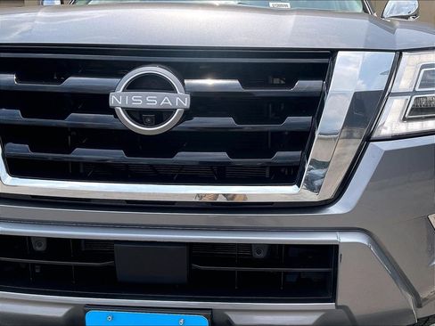 Used 2023 Nissan Armada Platinum w/ Captain's Chairs Package AWD/4WD image 33