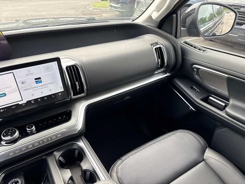 New 2027 Ford Expedition Platinum w/ Driver's Package AWD/4WD image 14