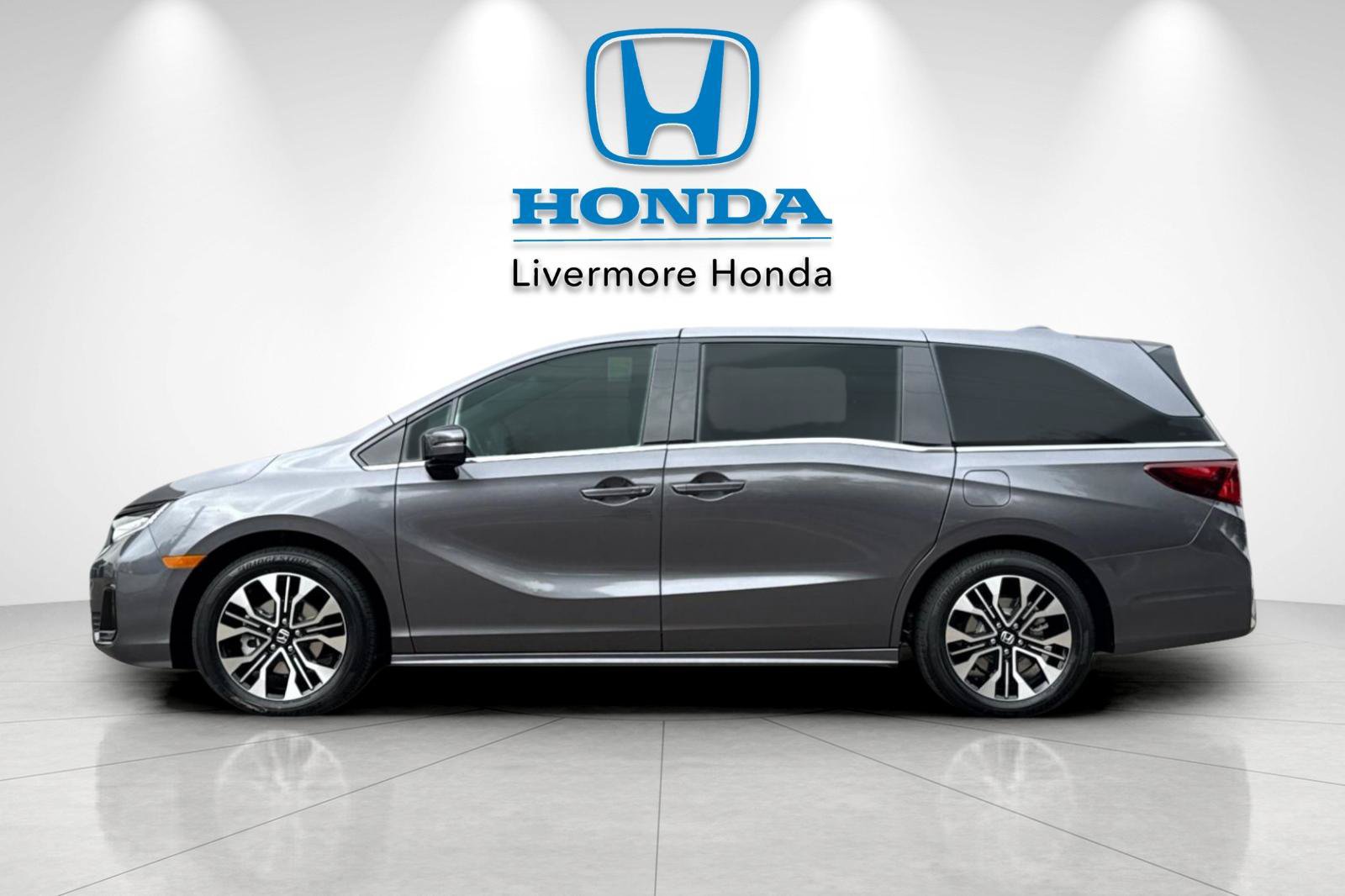 New 2027 Honda Odyssey Elite image 3