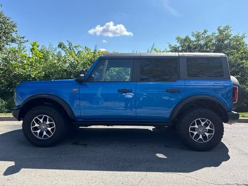 Used 2023 Ford Bronco Badlands AWD/4WD image 5