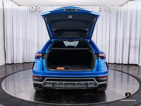 Used 2020 Lamborghini Urus AWD/4WD image 13