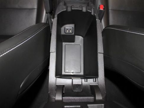 Used 2024 GMC Terrain SLT w/ Tech Package AWD/4WD image 29