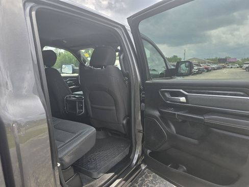 Used 2023 RAM 1500 Big Horn AWD/4WD image 35