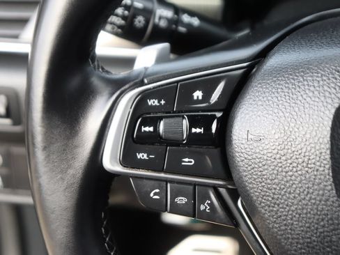 Used 2018 Honda Accord Sport image 21