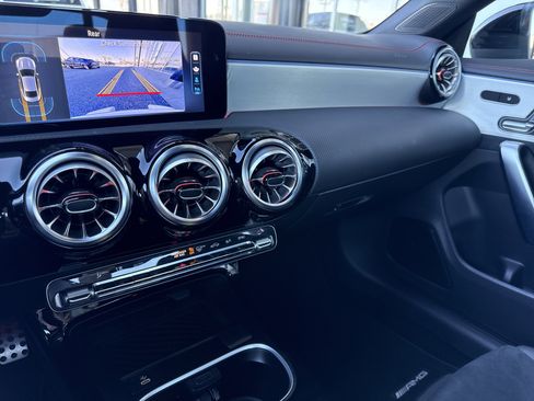 New 2025 Mercedes-Benz GLA 250 image 9