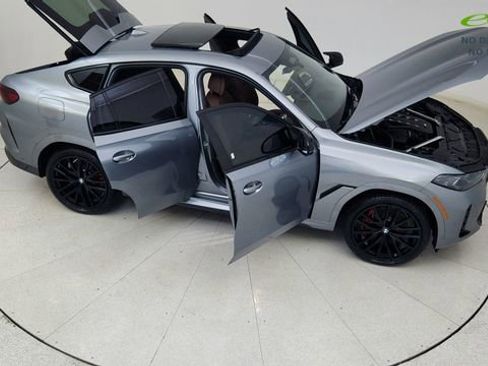Used 2025 BMW X6 M60i AWD/4WD image 84