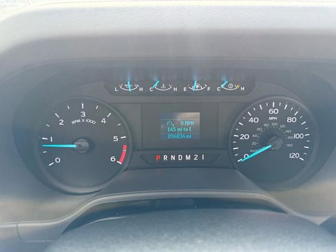 Used 2022 Ford E-350 and Econoline 350 Super Duty w/ Power Windows & Locks Group image 16