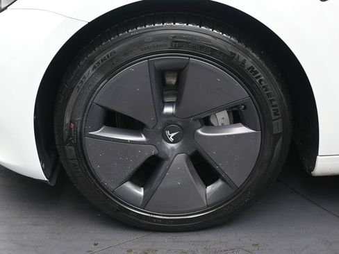 Used 2023 Tesla Model 3 Standard Range RWD image 39