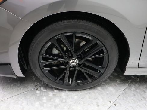 Certified 2025 Toyota Camry SE w/ Convenience Package image 4