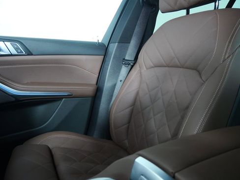 Certified 2024 BMW X5 xDrive50e w/ Premium Package image 25