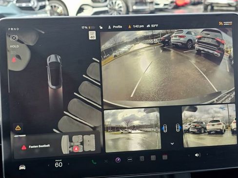 Used 2023 Tesla Model 3 Standard Range image 40