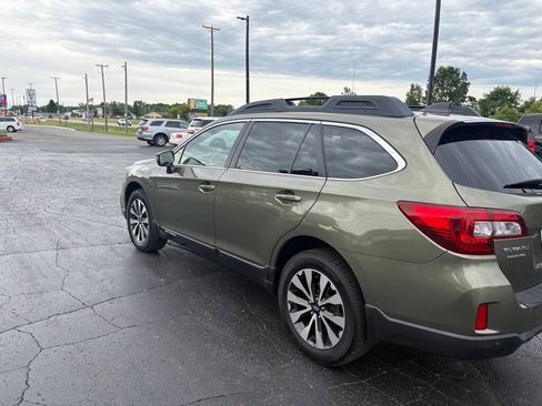 Used 2017 Subaru Outback 2.5i Limited AWD/4WD image 7