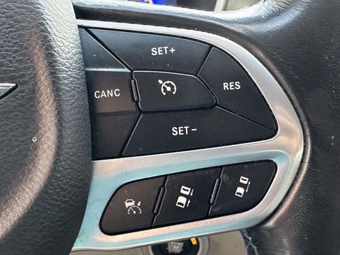 Certified 2021 Chrysler Pacifica Touring-L FWD image 29
