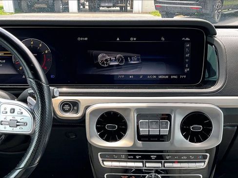 Used 2021 Mercedes-Benz G 550 image 11