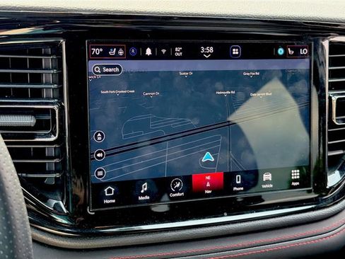 Used 2023 Dodge Durango R/T RWD image 13