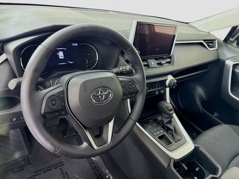 Certified 2025 Toyota RAV4 XLE w/ Convenience Package image 9