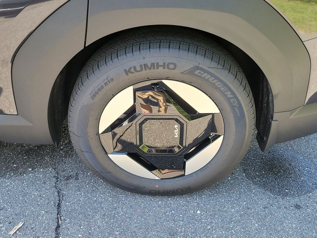New 2026 Kia EV9 Light RWD image 39