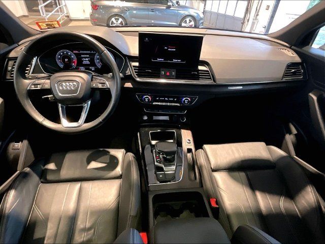Used 2021 Audi Q5 2.0T Premium Plus w/ Premium Plus Package AWD/4WD image 12