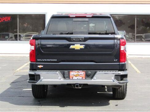 Used 2022 Chevrolet Silverado 1500 LT w/ Max Trailering Package image 8