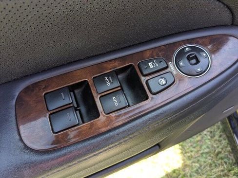 Used 2011 Hyundai Genesis 3.8 w/ Technology Pkg 4 image 14