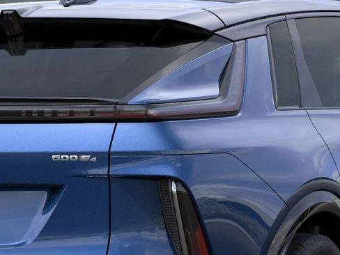 New 2026 Cadillac Lyriq Signature Sport image 11