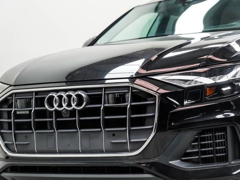 Used 2023 Audi Q8 Prestige AWD/4WD image 2