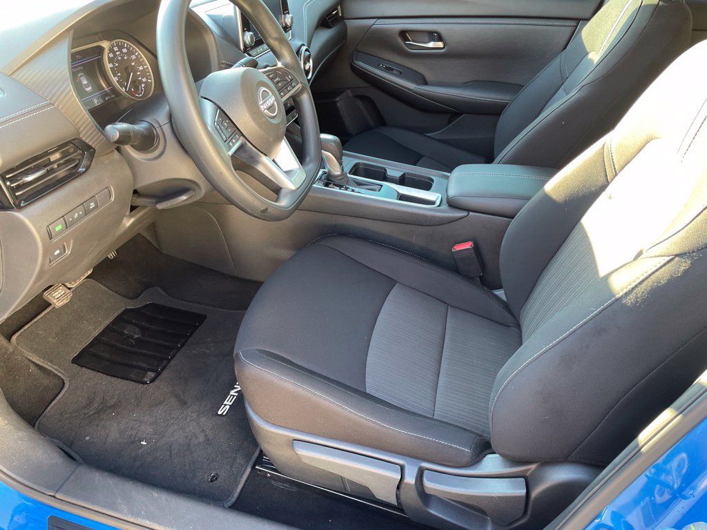 Used 2024 Nissan Sentra SV FWD image 9