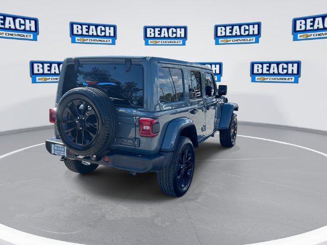 Used 2025 Jeep Wrangler Unlimited Sahara w/ Safety Group AWD/4WD image 7