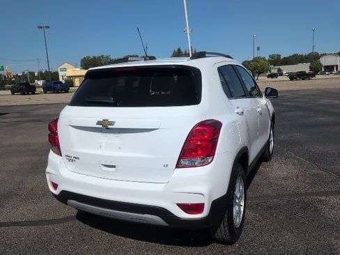Used 2020 Chevrolet Trax LT w/ LT Convenience Package AWD/4WD image 6