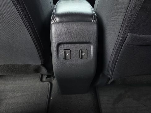 Used 2022 Nissan Kicks SV FWD image 18