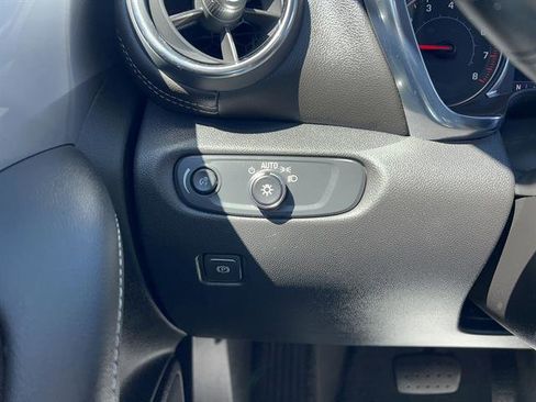 Used 2024 Chevrolet Blazer LT w/ Convenience Package image 24