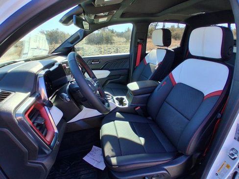 New 2026 GMC Canyon AT4X image 11