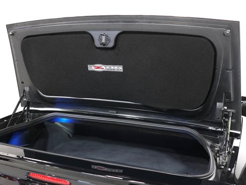 Used 2002 Chevrolet Corvette Z06 w/ Memory Pkg image 16