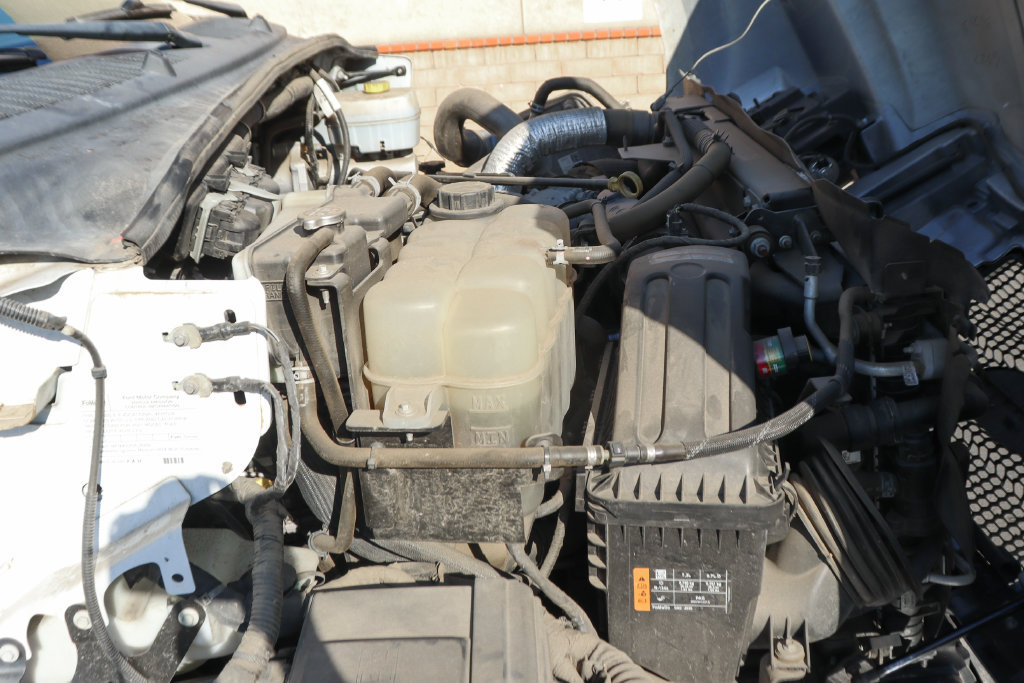 Used 2022 Ford F650 2WD Crew Cab Super Duty image 17