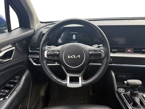 Used 2023 Kia Sportage EX image 12