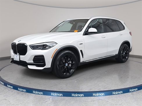 Used 2023 BMW X5 xDrive45e image 1