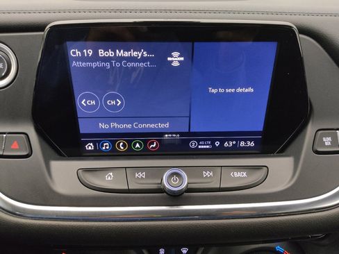 Used 2020 Chevrolet Equinox LT image 25