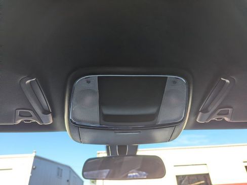 Used 2020 Dodge Charger SXT image 20