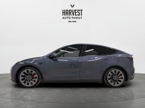 Used 2022 Tesla Model Y Performance AWD/4WD image 2