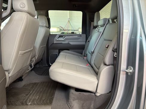 Used 2024 Chevrolet Silverado 3500 LTZ AWD/4WD image 35
