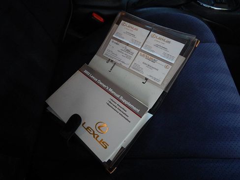 Used 2002 Lexus IS 300 image 21