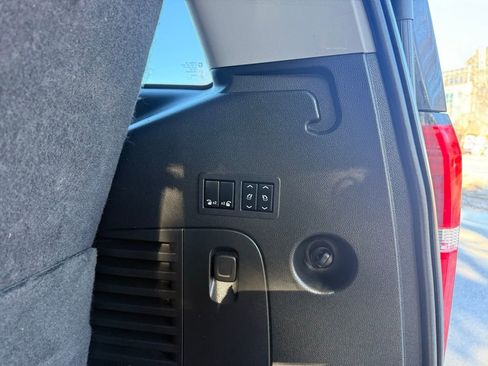 Used 2020 Chevrolet Tahoe LT w/ Luxury Package image 38