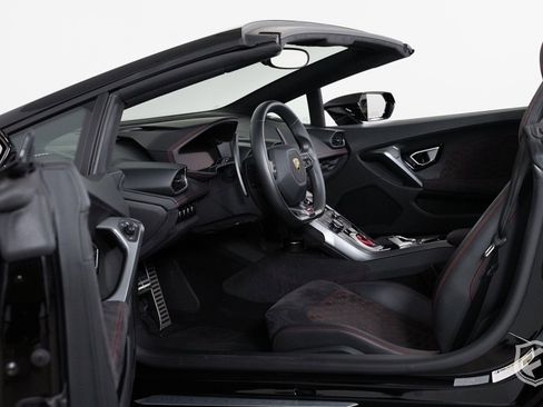 Used 2017 Lamborghini Huracan LP 580-2 image 25