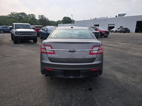 Used 2013 Ford Taurus Limited FWD image 4